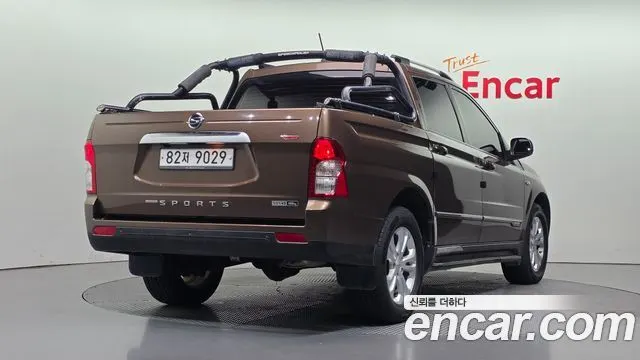 KGM KORANDO SPORTS 2016 — 133 419 км, коричневый, Корея — под ключ — фото 2