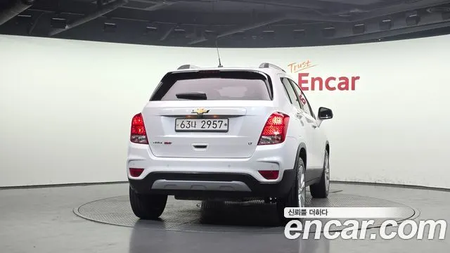 CHEVROLET TRAX 2019 — 120 339 км, белый, Корея — под ключ — фото 4