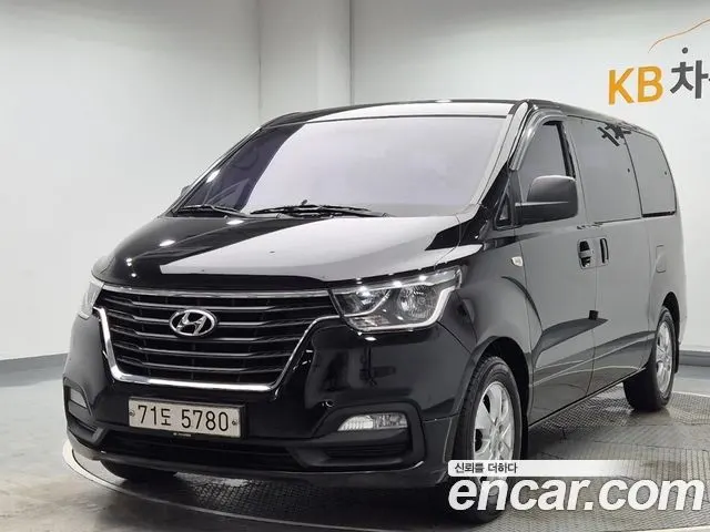 HYUNDAI GRAND STAREX 2019 — 172 900 км, чёрный, Корея — под ключ — фото 1