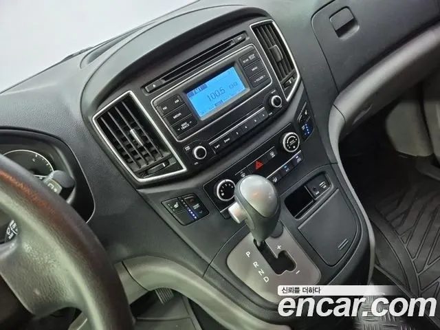 HYUNDAI GRAND STAREX 2019 — 172 900 км, чёрный, Корея — под ключ — фото 10