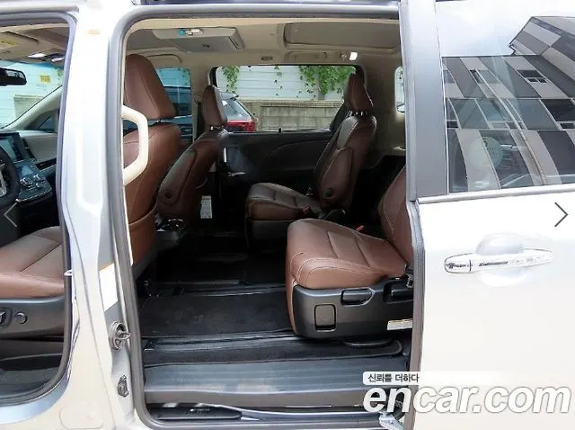 TOYOTA SIENNA 2016 — 89 509 км, серебристо-серый, Корея — под ключ — фото 6