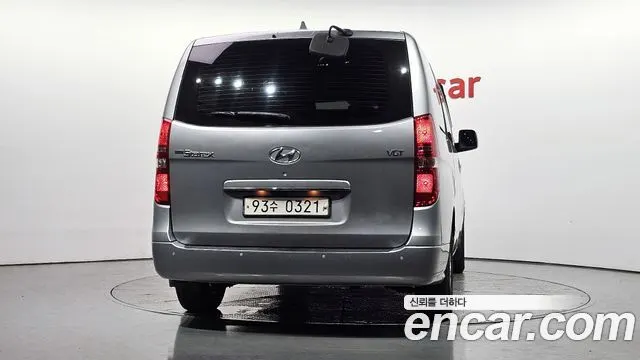 HYUNDAI GRAND STAREX 2017 — 122 706 км, серебристый, Корея — под ключ — фото 4