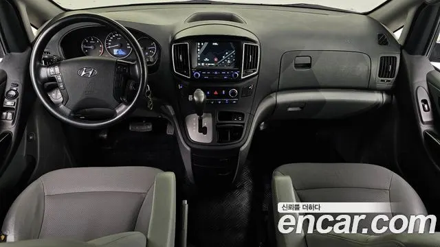 HYUNDAI GRAND STAREX 2017 — 122 706 км, серебристый, Корея — под ключ — фото 7