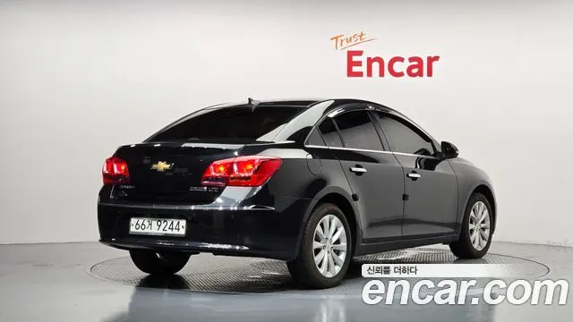 CHEVROLET AMAZING NEW CRUZE5 2015 — 119 118 км, чёрный, Корея — под ключ — фото 2