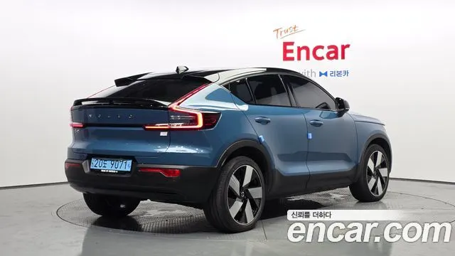 VOLVO C40 RECHARGE — из Кореи под ключ