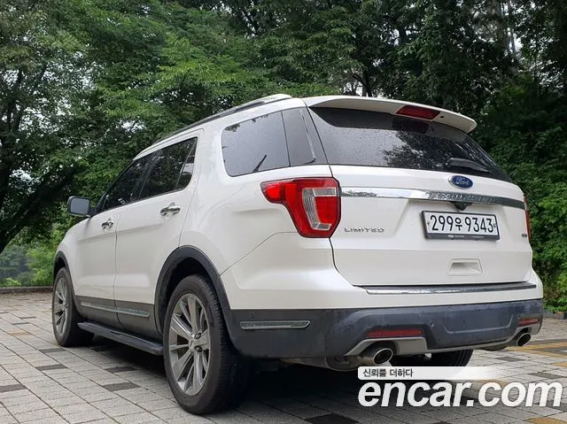 FORD EXPLORER 2018 — 100 014 км, белый, Корея — под ключ — фото 2
