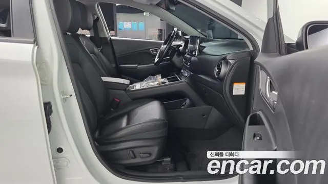 HYUNDAI KONA ELECTRIC 2019 — 174 548 км, белый, Корея — под ключ — фото 11