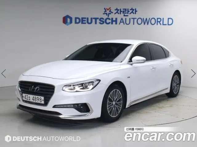 HYUNDAI GRANDEUR HYBRID 2018 — 97 953 км, белый, Корея — под ключ — фото 12