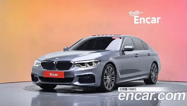 BMW 5 SERIES 2020 — 95 590 км, светло-серебристый, Корея — под ключ — фото 2
