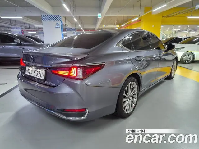 LEXUS ES300H 2019 — 168 752 км, серый, Корея — под ключ — фото 5