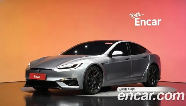 TESLA MODEL S 2026 — 10 782 км, серебристо-серый, Корея — под ключ — фото 2