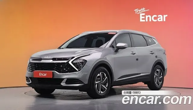 KIA SPORTAGE HYBRID 2023 — 28 180 км, серебристо-серый, Корея — под ключ — фото 2