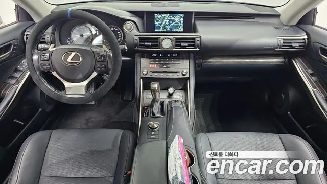 LEXUS IS300 2019 — 36 556 км, серебристо-серый, Корея — под ключ — фото 7