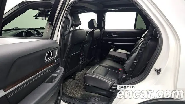 FORD EXPLORER 2017 — 136 226 км, белый, Корея — под ключ — фото 11