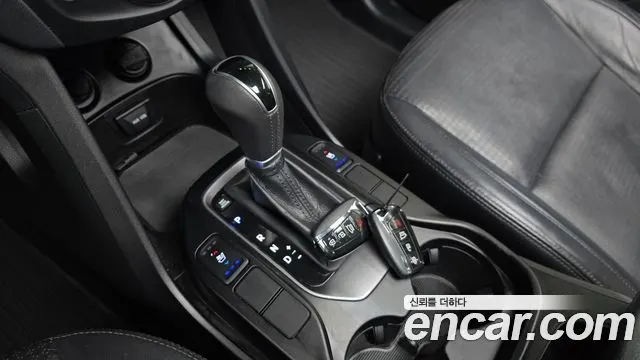 HYUNDAI SANTA FE 2013 — 133 133 км, белый-перламутр, Корея — под ключ — фото 9