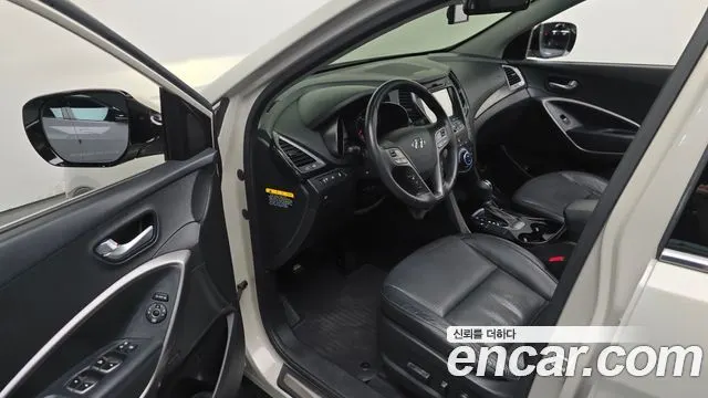 HYUNDAI SANTA FE 2013 — 133 133 км, белый-перламутр, Корея — под ключ — фото 10