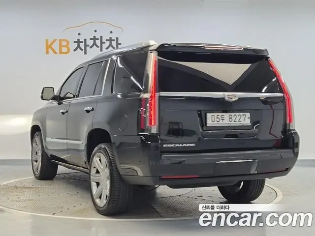CADILLAC ESCALADE 2017 — 91 329 км, чёрный, Корея — под ключ — фото 2