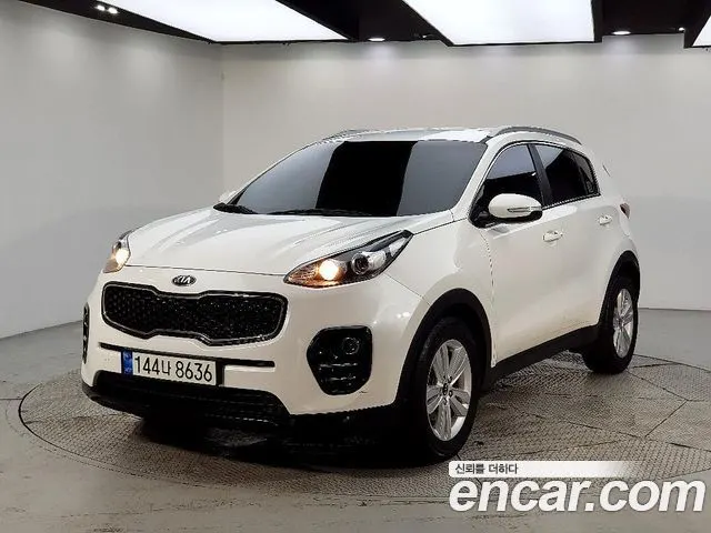 KIA SPORTAGE 2016 — 181 675 км, белый, Корея — под ключ — фото 12