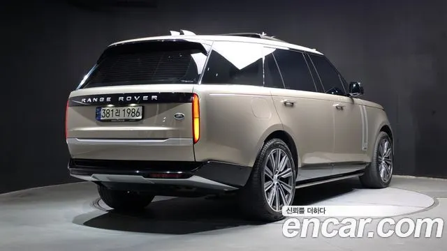 LAND ROVER RANGE ROVER 2023 — 48 604 км, светло-золотистый, Корея — под ключ — фото 2