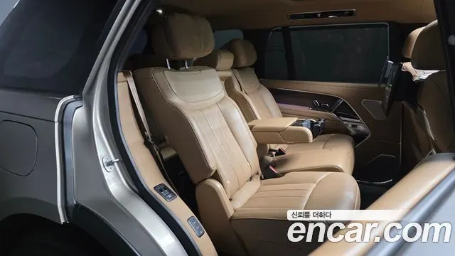 LAND ROVER RANGE ROVER 2023 — 48 604 км, светло-золотистый, Корея — под ключ — фото 11