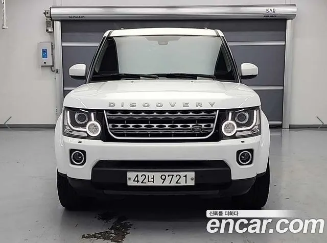 LAND ROVER DISCOVERY 4 2015 — 135 470 км, белый, Корея — под ключ — фото 2