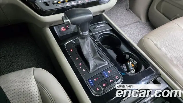 KIA CARNIVAL 2018 — 118 440 км, чёрный, Корея — под ключ — фото 9