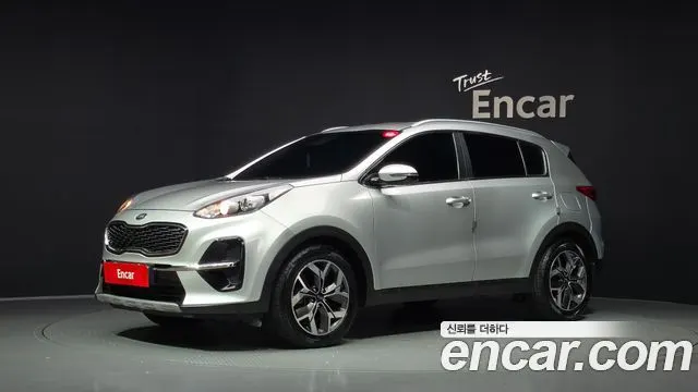KIA SPORTAGE THE BOLD 2019 — 85 079 км, серебристый, Корея — под ключ — фото 1