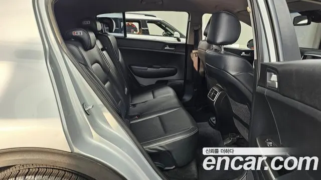 KIA SPORTAGE THE BOLD 2019 — 85 079 км, серебристый, Корея — под ключ — фото 11