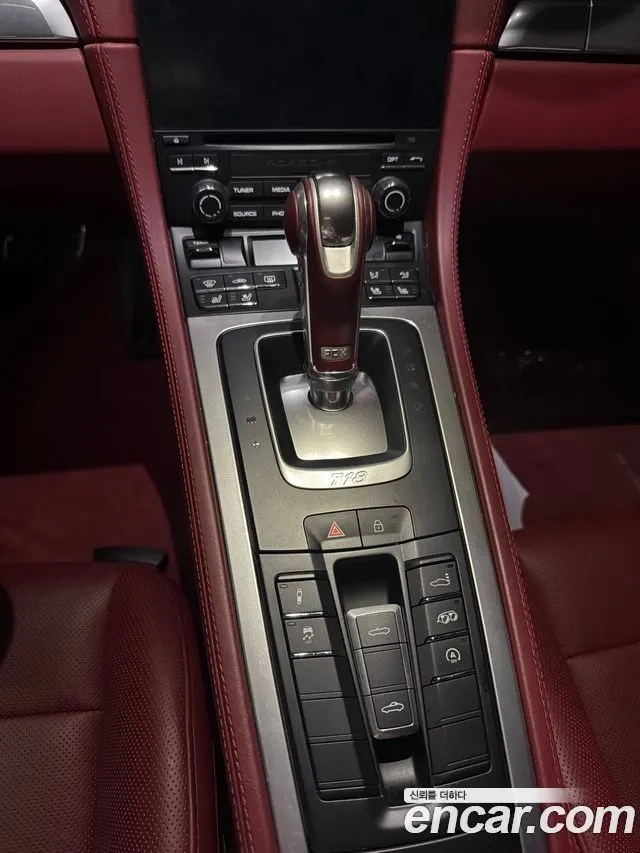 PORSCHE 718 BOXSTER 2020 — 42 000 км, серебристо-серый, Корея — под ключ — фото 9