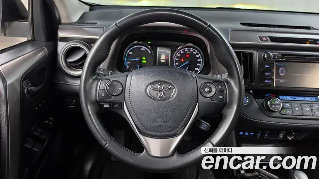 TOYOTA RAV4 2018 — 136 723 км, белый, Корея — под ключ — фото 12