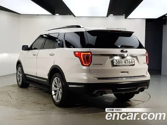 FORD EXPLORER 2018 — 127 239 км, белый, Корея — под ключ — фото 3
