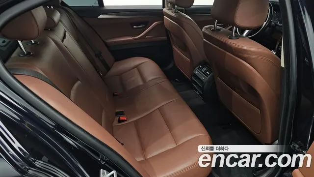 BMW 5 SERIES 2016 — 202 235 км, чёрный, Корея — под ключ — фото 12
