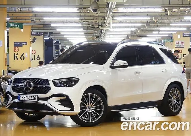MERCEDES-BENZ GLE-CLASS W167 2024 — 27 000 км, белый, Корея — под ключ — фото 11
