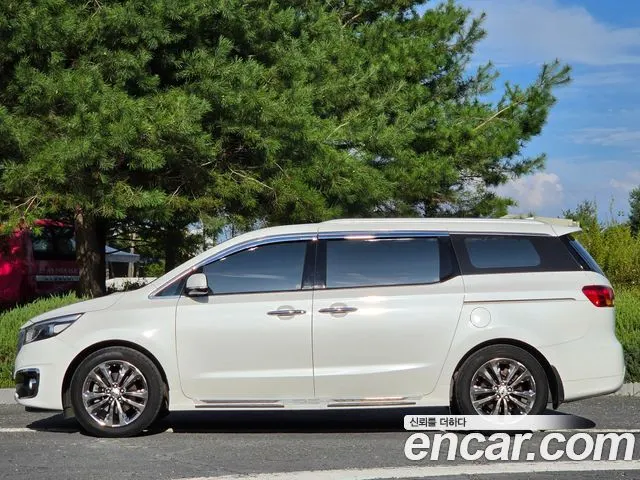 KIA CARNIVAL 2018 — 193 797 км, белый, Корея — под ключ — фото 5
