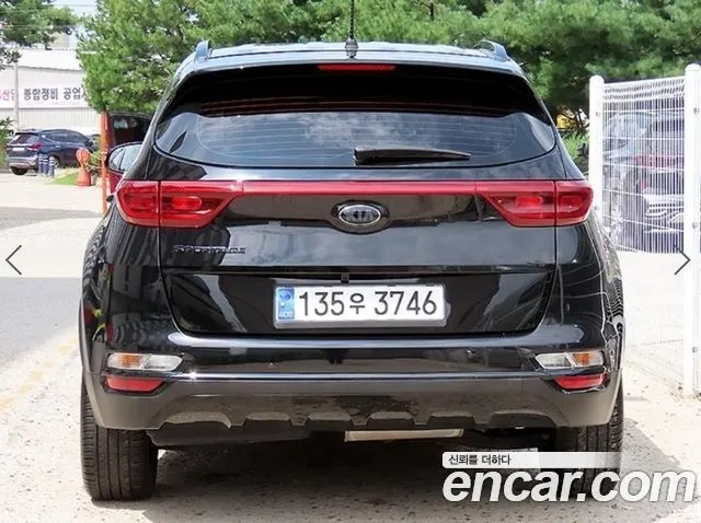 KIA SPORTAGE THE BOLD 2022 — 136 122 км, чёрный, Корея — под ключ — фото 4