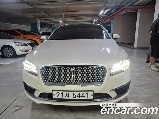 Lincoln MKZ