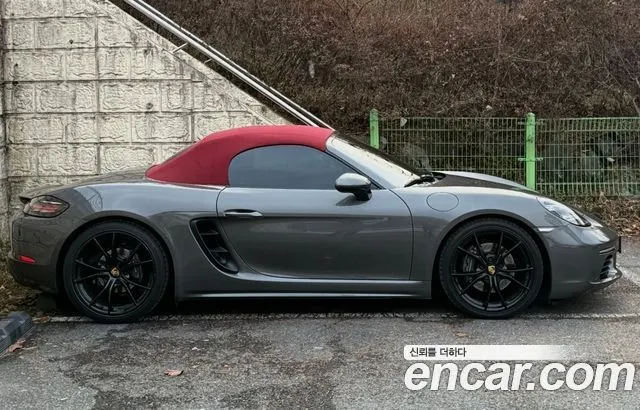 PORSCHE 718 BOXSTER 2019 — 68 000 км, серый, Корея — под ключ — фото 2