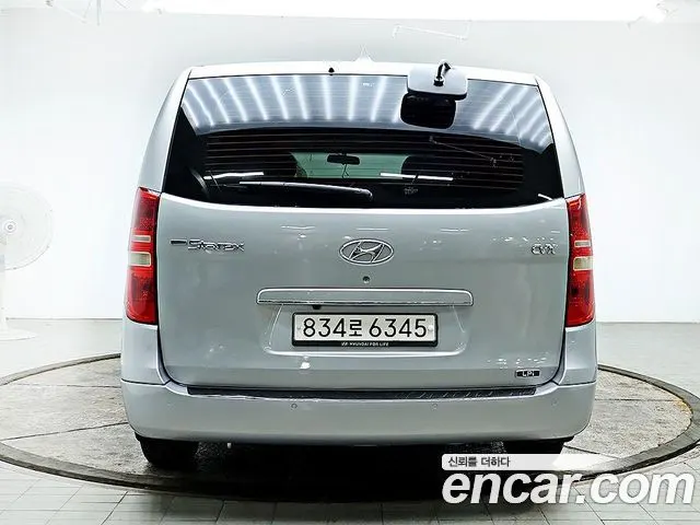 HYUNDAI GRAND STAREX 2011 — 198 602 км, серебристый, Корея — под ключ — фото 4