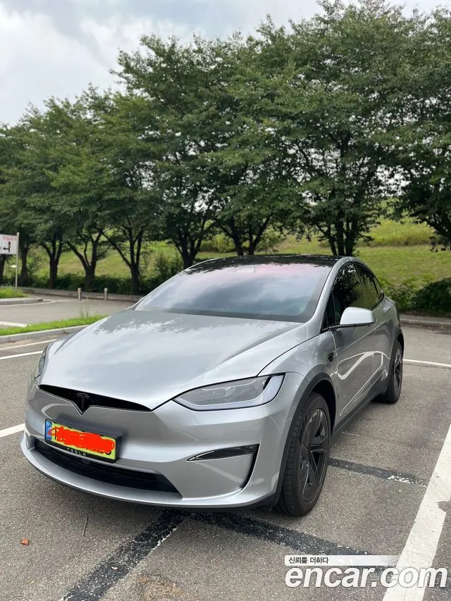 TESLA MODEL X 2026 — 5 800 км, серебристый, Корея — под ключ — фото 1