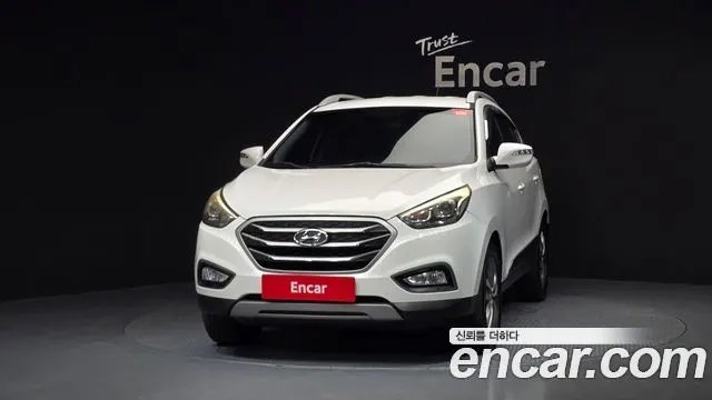 HYUNDAI TUCSON 2014 — 213 029 км, белый, Корея — под ключ — фото 3