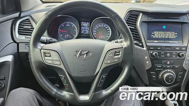HYUNDAI SANTA FE 2015 — 168 279 км, серебристо-серый, Корея — под ключ — фото 7