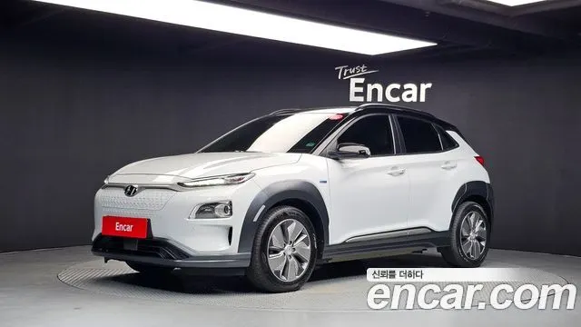 HYUNDAI KONA ELECTRIC 2019 — 214 993 км, белый, Корея — под ключ — фото 1