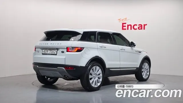 LAND ROVER RANGE ROVER EVOQUE 2017 — 45 029 км, белый, Корея — под ключ — фото 2