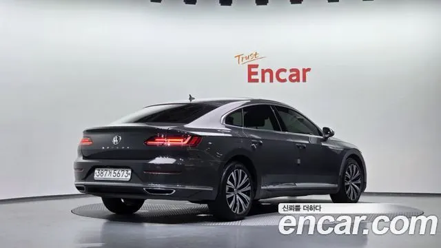 VOLKSWAGEN ARTEON 2019 — 153 534 км, серый, Корея — под ключ — фото 2