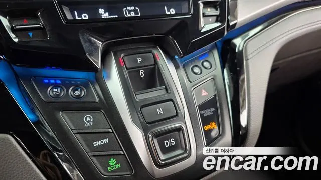 HONDA ODYSSEY 2019 — 120 143 км, чёрный, Корея — под ключ — фото 9