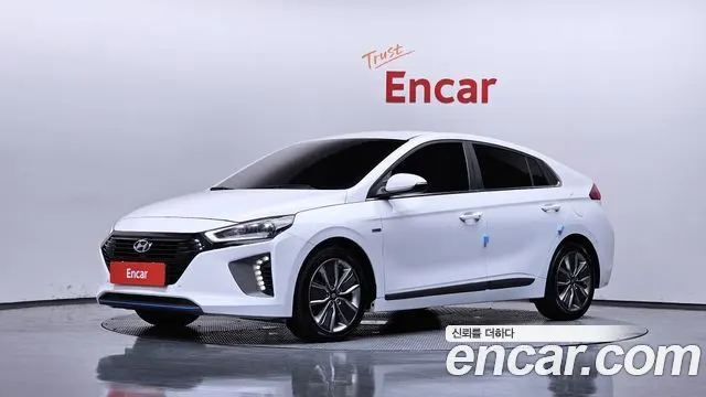 HYUNDAI IONIQ HYBRID 2016