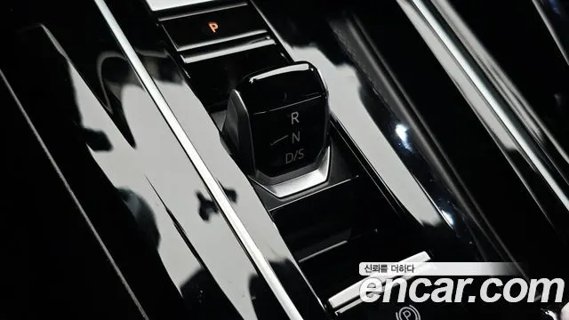 VOLKSWAGEN GOLF 2024 — 45 661 км, серый, Корея — под ключ — фото 9