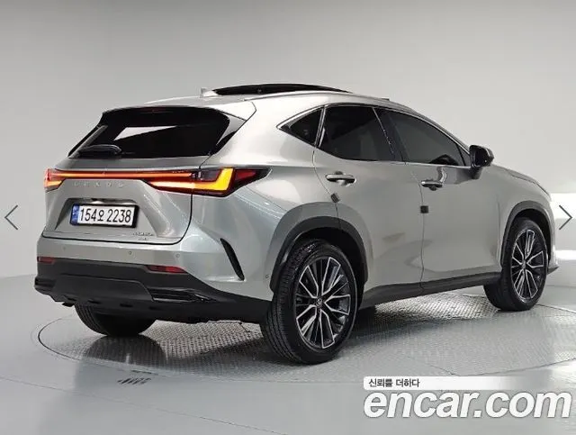 LEXUS NX350H 2025 — 31 274 км, серебристо-серый, Корея — под ключ — фото 4