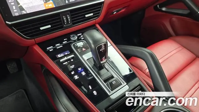 PORSCHE CAYENNE 2021 — 85 365 км, серебристо-серый, Корея — под ключ — фото 9