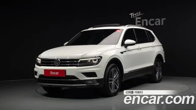 VOLKSWAGEN TIGUAN ALLSPACE 2020 — 40 676 км, белый, Корея — под ключ — фото 1